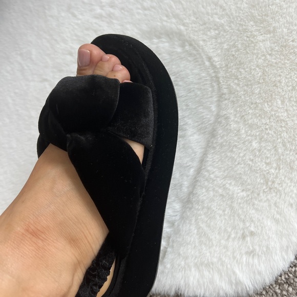 WOMENS FLAT | JEFFREY CAMPBELL SYING BLACK VELVET - Picture 3 of 11